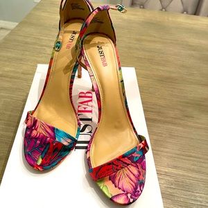 JustFab tropical shoe sz11
